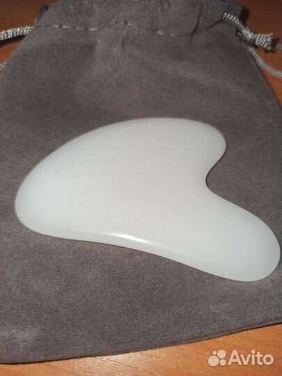 Скребок гуаша камень