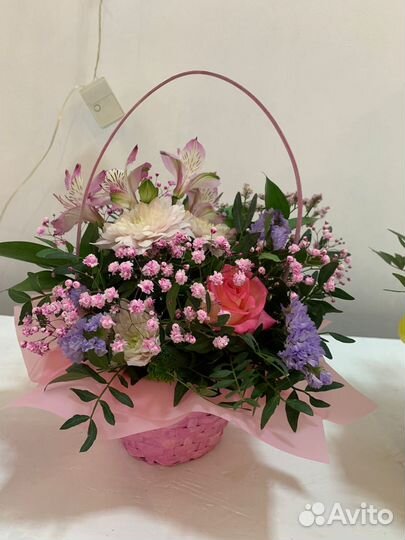 Цветочная композиция оригинальная