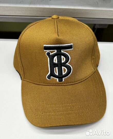 Кепки Fendi, Dior и тд