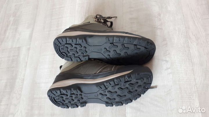 Ботинки женские трекинговые 38,5