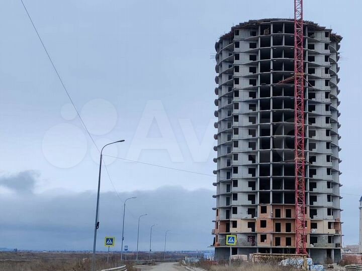 2-к. квартира, 77 м², 13/18 эт.