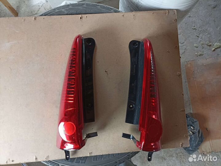Задние фонари LADA ларгу