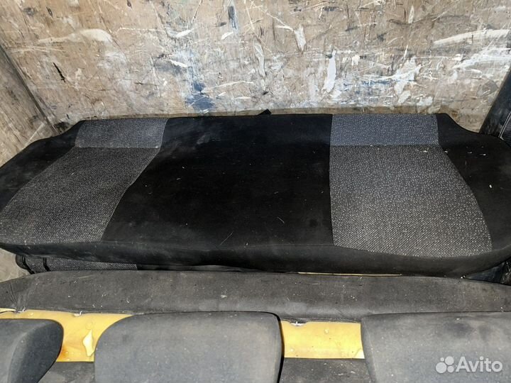 Сидение заднее низ Лада гранта