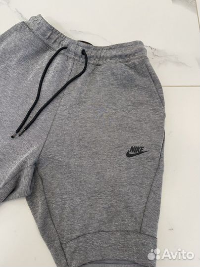 Шорты Nike Tech Fleece S оригинал