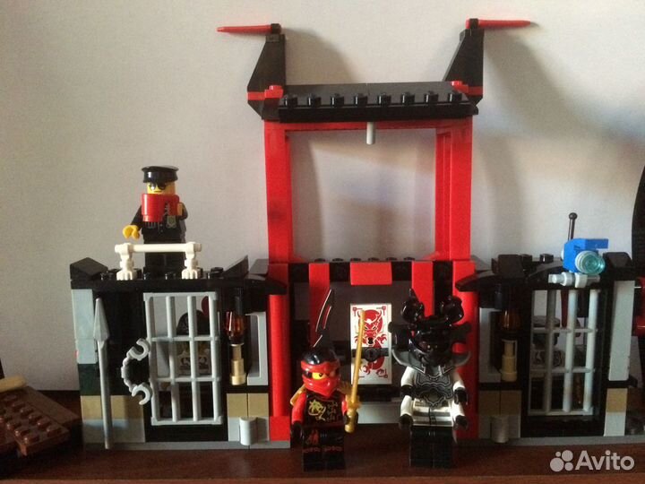 Lego Ninjago 70591 Kryptarium Prison Breakout