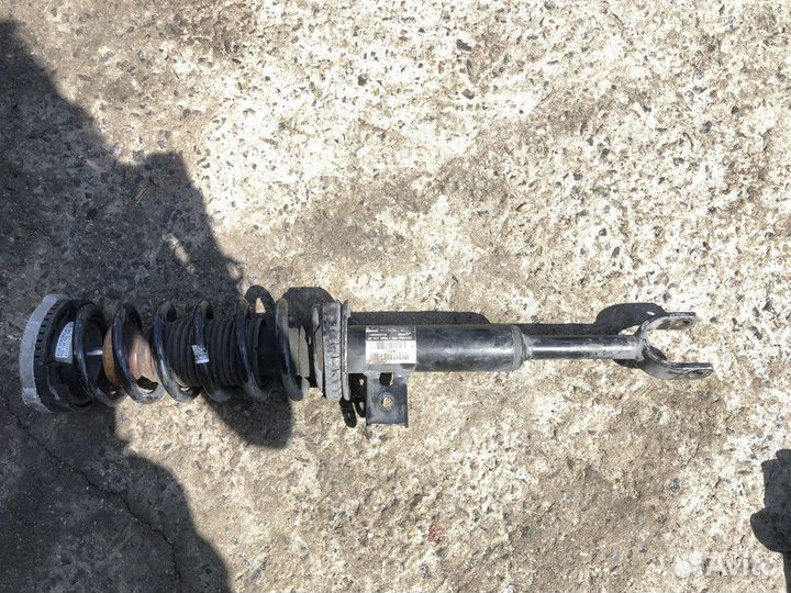 Амортизатор передний правый BMW 5 F10/F11/GT F07