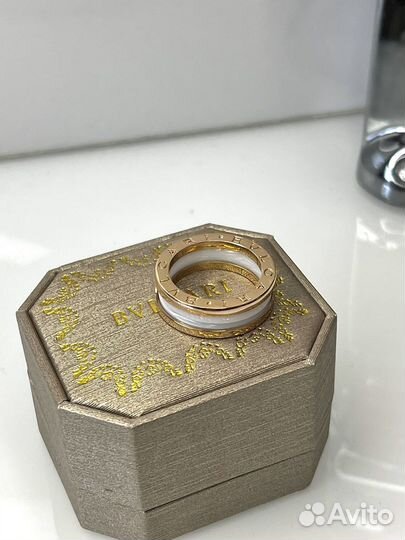 Кольцо Bvlgari B.Zero1