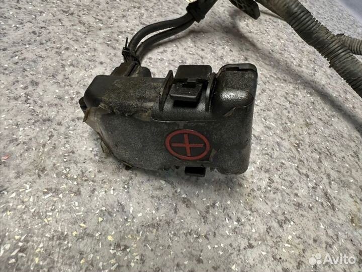 Клемма плюс Kia Rio 3 QB C4FC 2014