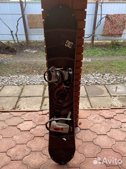 Крепление и сноуборд зимние катания