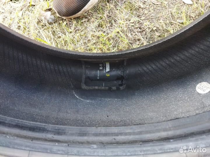 Gislaved Nord Frost 200 235/50 R18