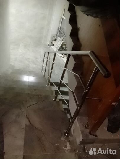 Лестничные перила из стали-для домов и коттеджей