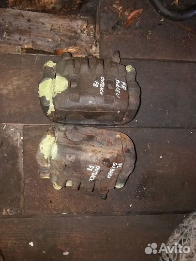 Передний суппорт тормозной subaru outback bp 13