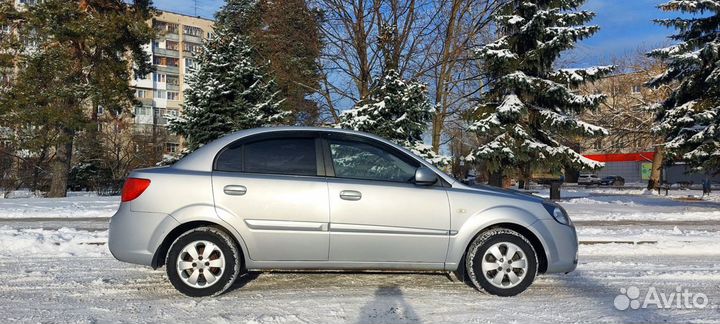 Kia Rio 1.4 AT, 2011, 86 300 км