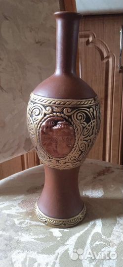 Глиняная бутылка. Кувшин