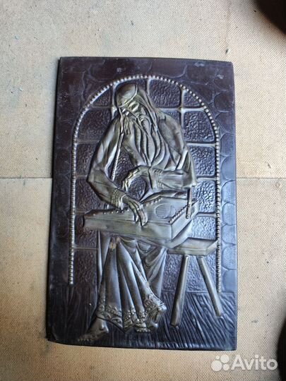 Панно чеканное Гусляр