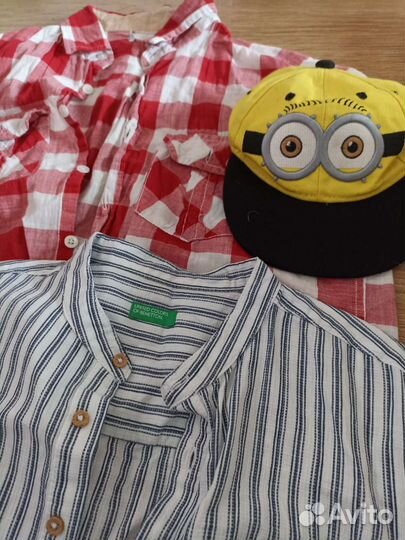 Две рубашки и кепка