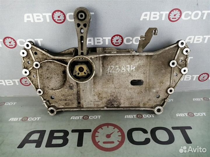 Подрамник передний Audi A3 (8P) 2004-2013