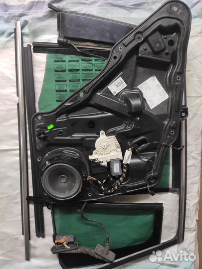 Тигуан 1 левая дверь