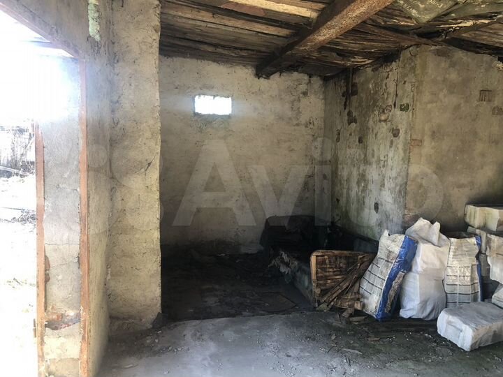 Гараж, > 30 м²