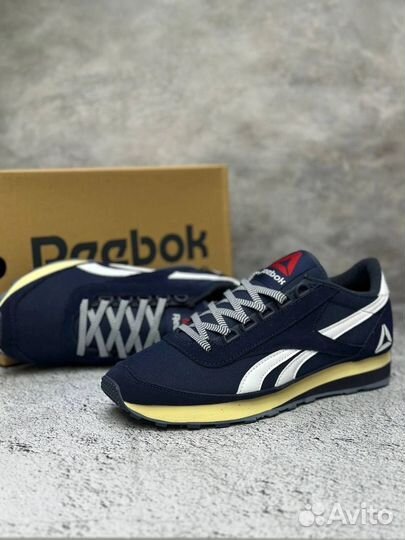 Кроссовки Reebok classic