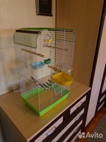 Большая клетка для птиц