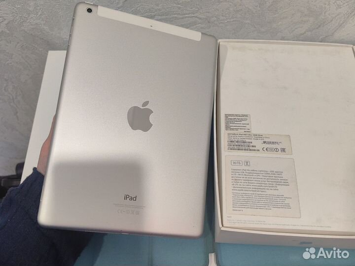 Планшет apple iPad air