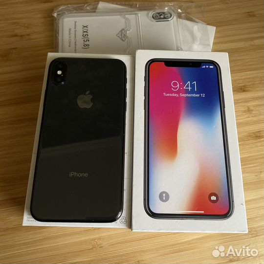 iPhone X, 256 ГБ