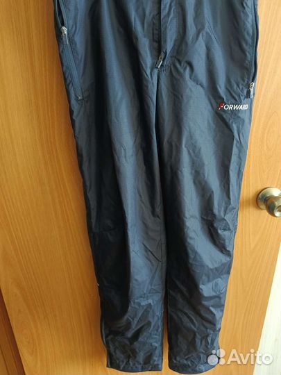 Ветрозащитный спортивный костюм новый форвард