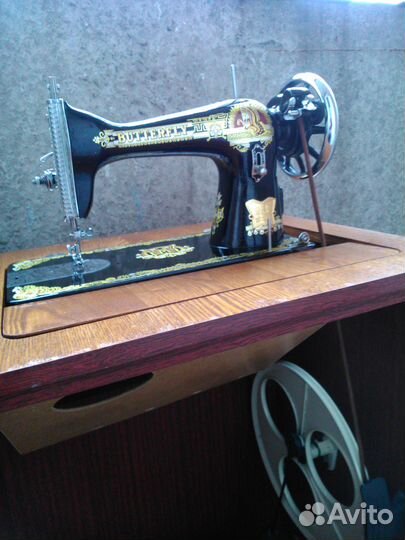 Швейная машина butterfly