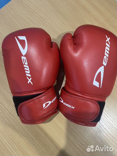 Продам детские боксерские перчатки 4-OZ