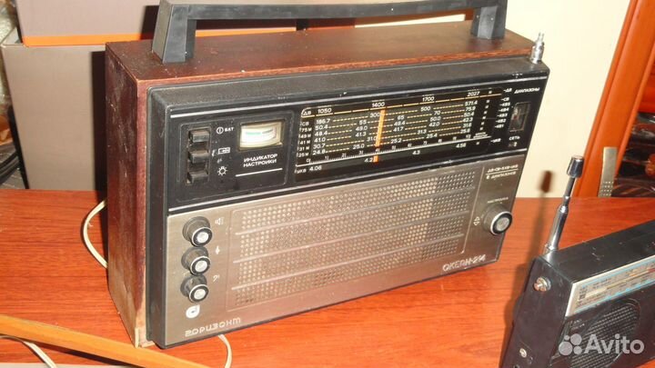 Радиоприемник Океан-214,Россия 303-1 СССР 2шт