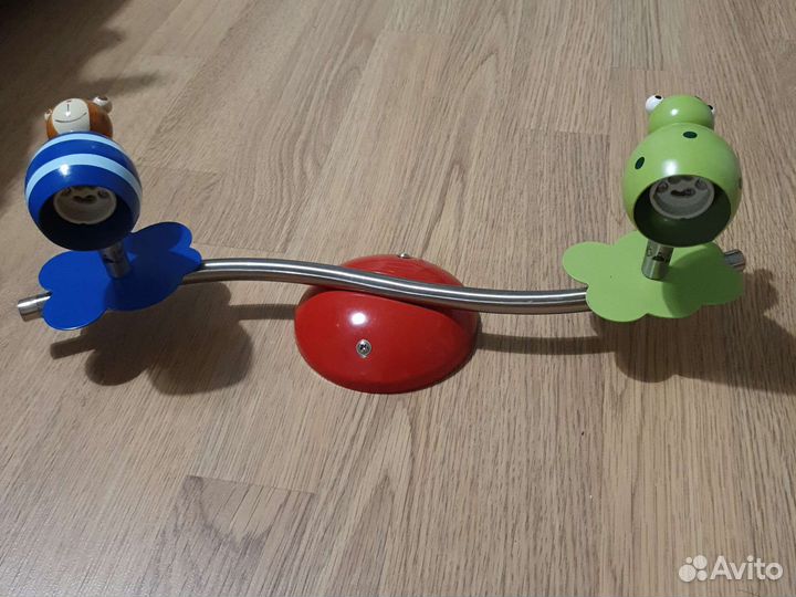 Светильник настенный бу