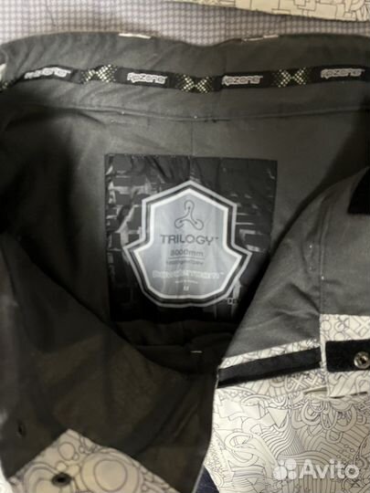 Горнолыжный костюм