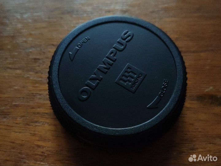 Olympus 15mm 1:8.0/14-42/ pl5