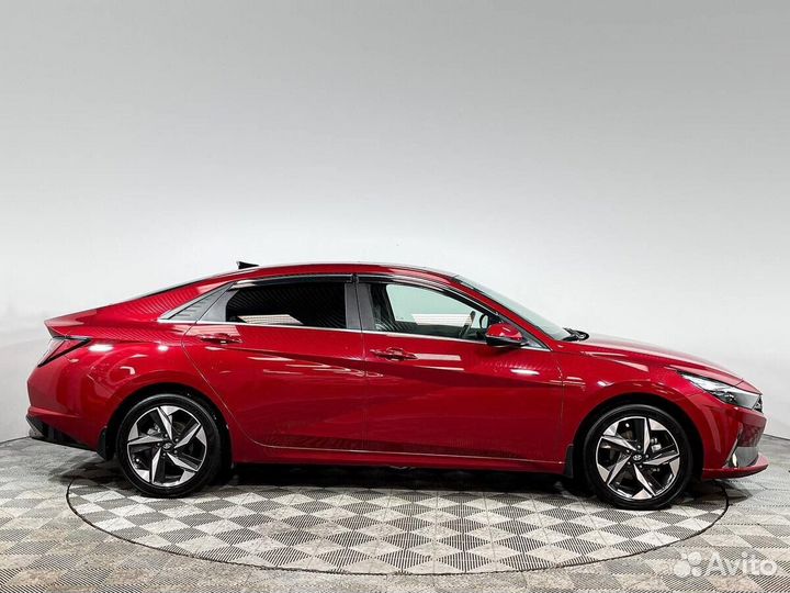 Hyundai Elantra 2.0 AT, 2021, 47 810 км