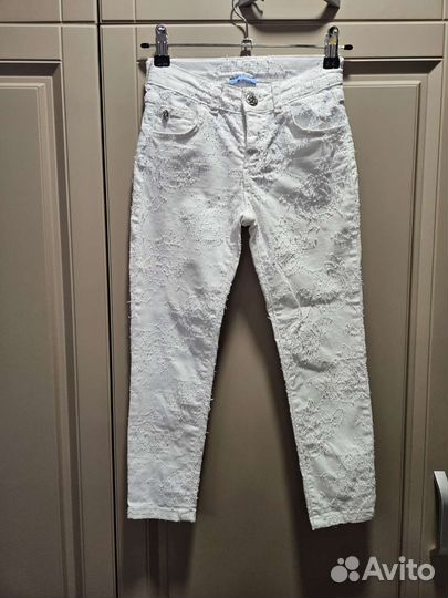 Комплект брендовых вещей на девочку 122-128