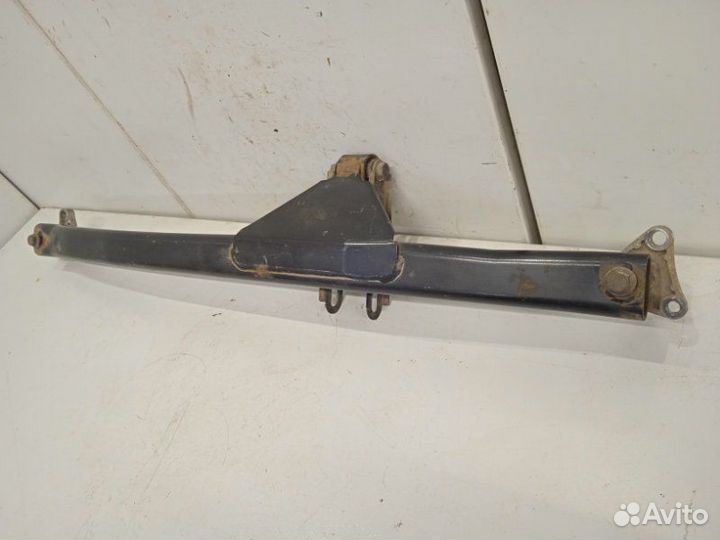 Растяжка столбов Volvo Xc90 2002-2015