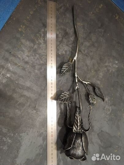 Кованая роза