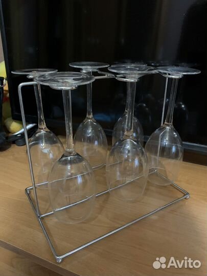 Подставка с бокалами для шампанского