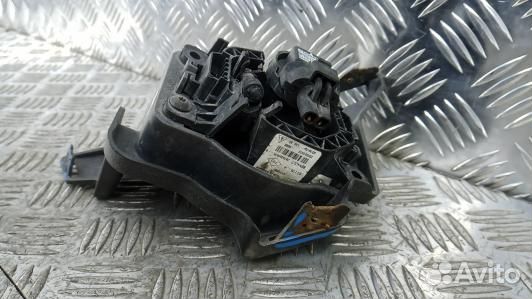 Фара галогенная правая передняя dacia sandero 2 (94H09HB01)