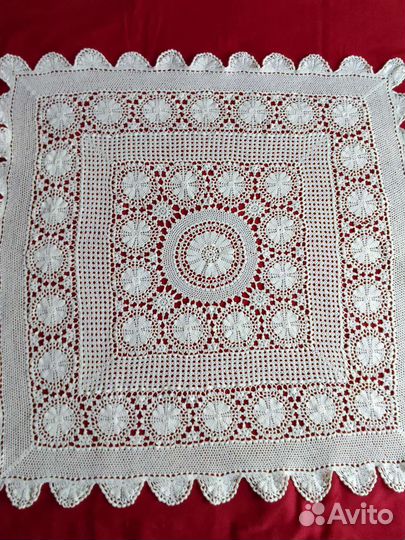 Скатерть чайная, вязаная, ручная работа