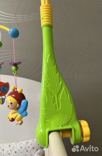 Детский музыкальный мобиль в кроватку