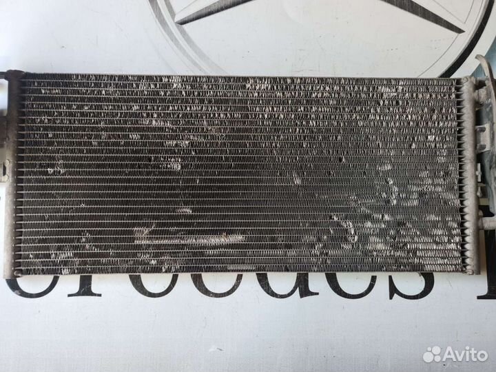 Радиатор охлаждения дополнительный Mercedes W220