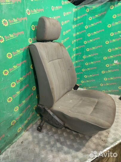 Сиденье пассажирское Volkswagen Passat B3