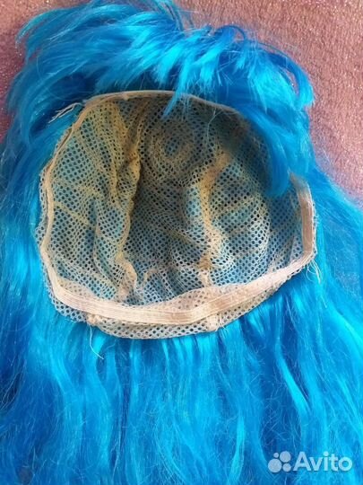 Парик карнавальный голубой