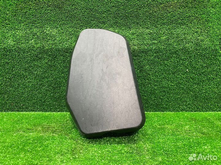 Крышка эбу DME BMW G11 G12