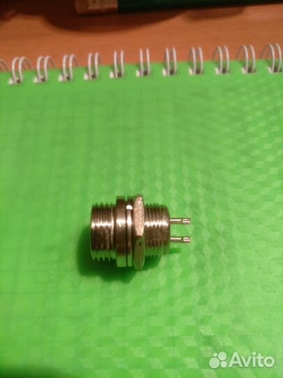 Штекер на два гнезда