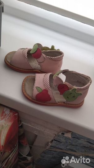 Отдам даром бесплатно детские вещи