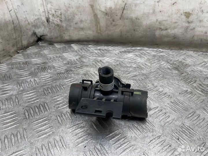 Тройник системы охлаждения Mitsubishi Lancer 10