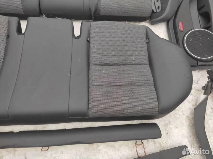 Салон w204 C-class 274.910 02.2013